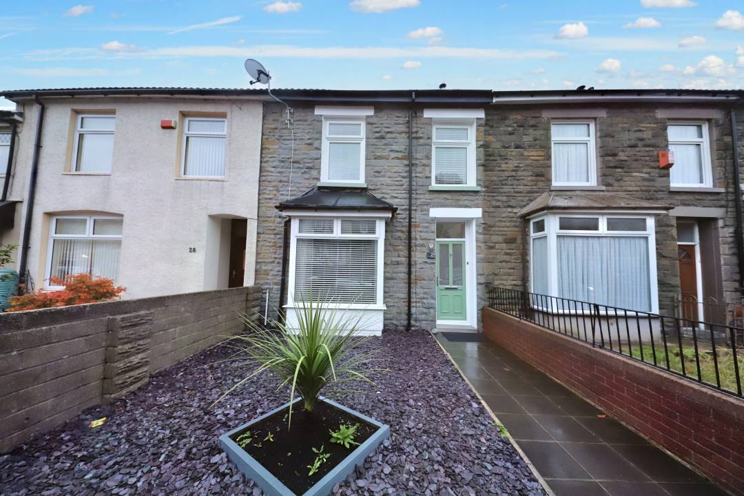 Ynyswen Road, Treorchy,  CF42 6EE