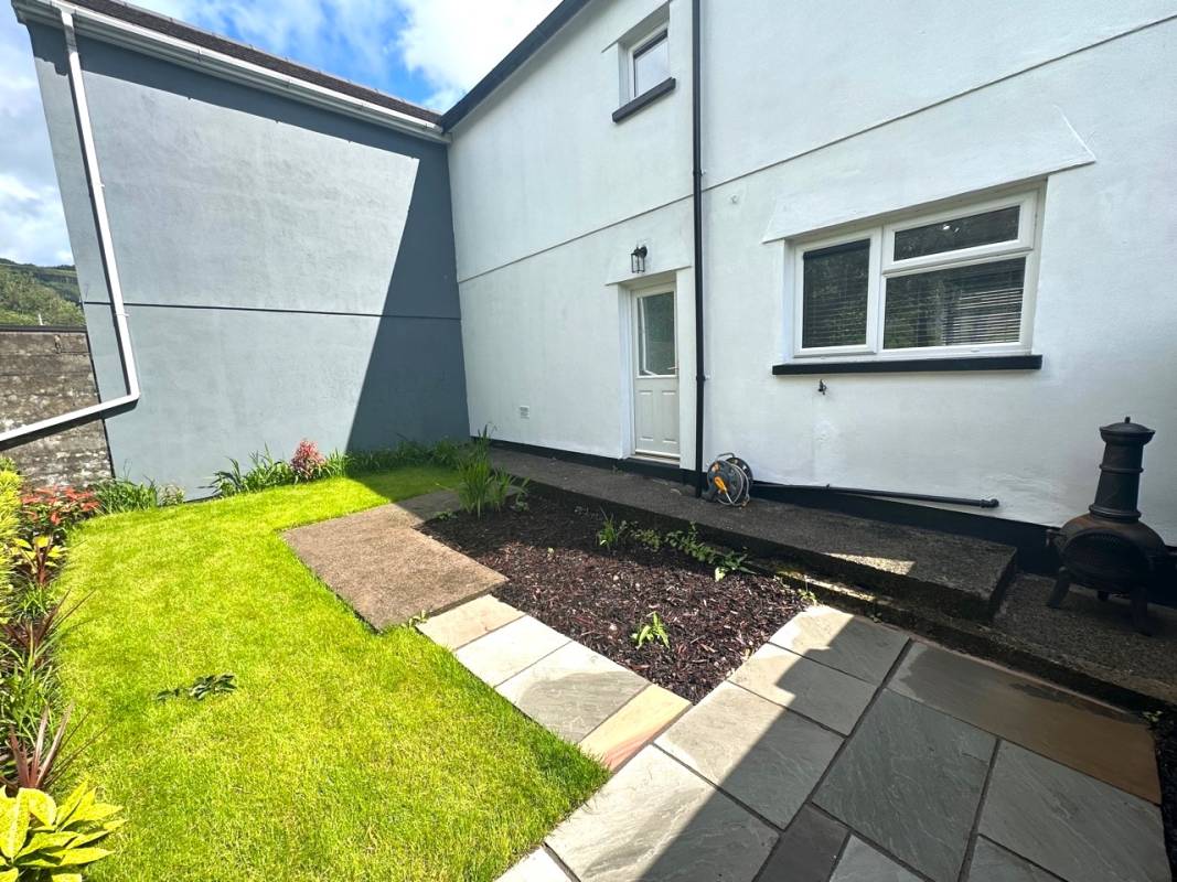 Brook Street, Blaenrhondda, Mid Glamorgan CF42 5SG United Kingdom