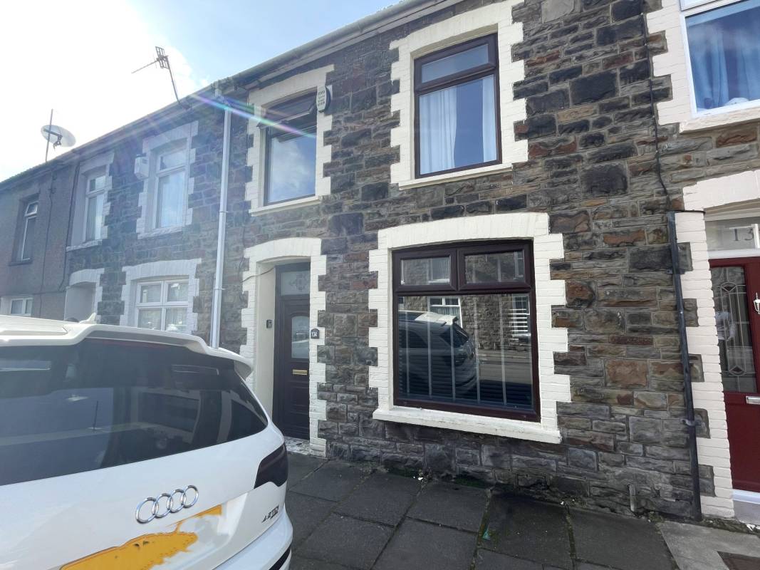 Dumfries Street, Treorchy,  CF42 6TR