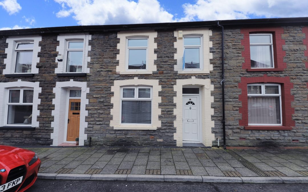 Kenry Street, Ynyswen, Treorchy, CF42 6DR