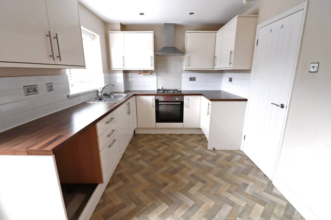 Ty Mawr Parc, Hopkinstown, Pontypridd,   CF37 2SH