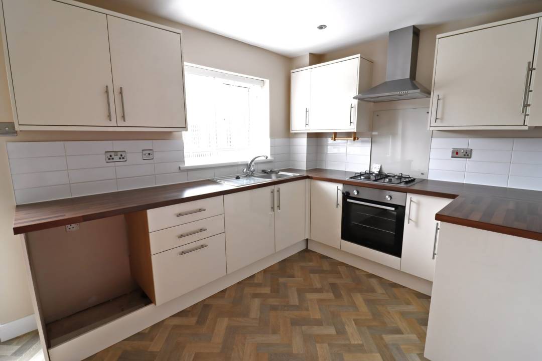 Ty Mawr Parc, Hopkinstown, Pontypridd,   CF37 2SH