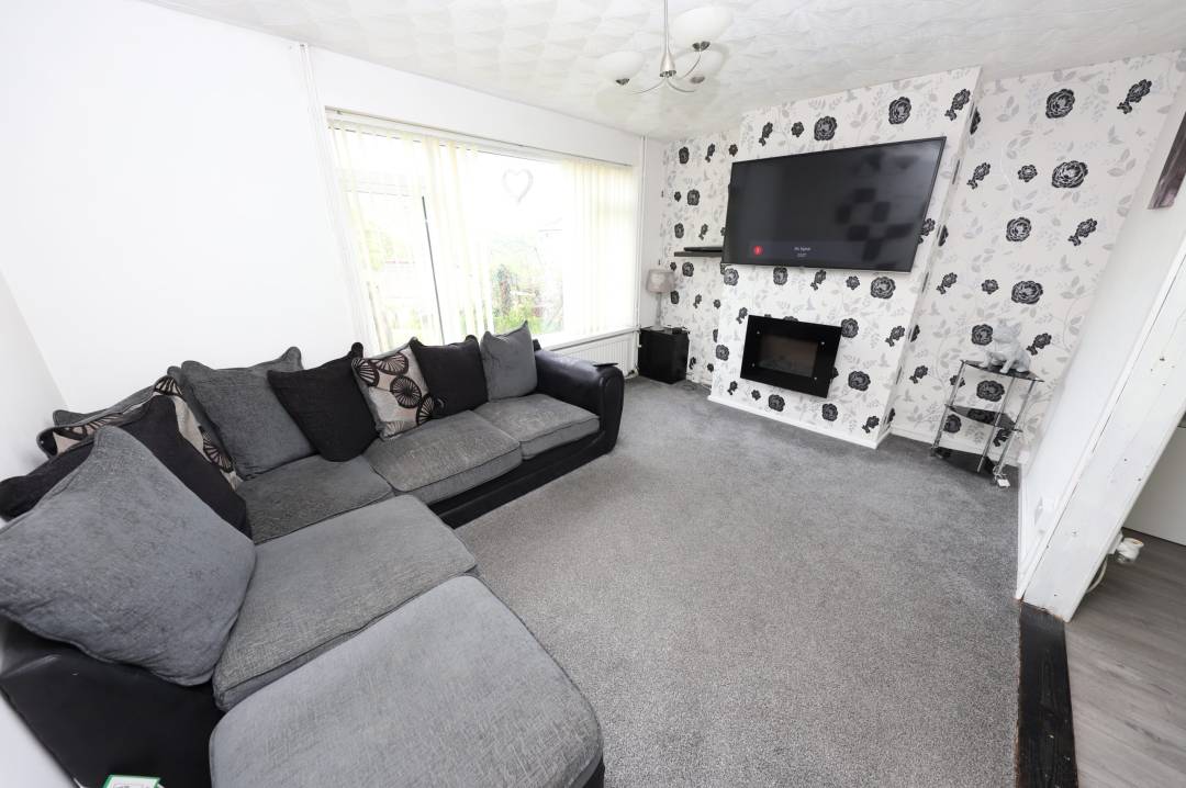 Glamorgan Street, Mountain Ash, Aberdare,   CF45 3RJ