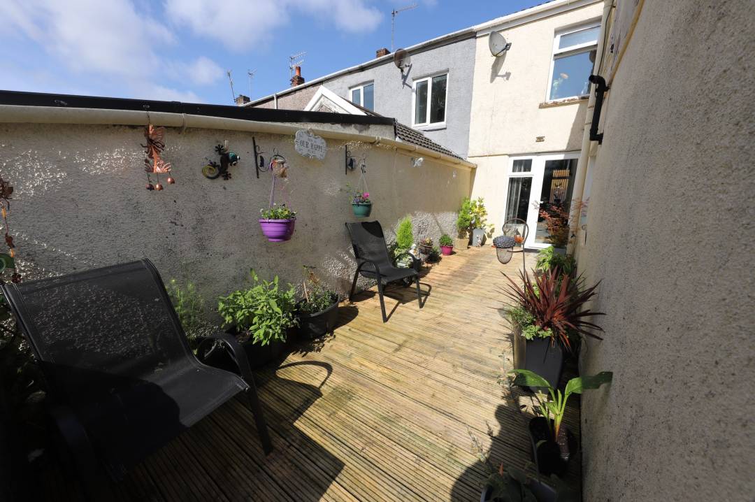 Cefndon Terrace, HIrwaun, Aberdare,   CF44 9TE