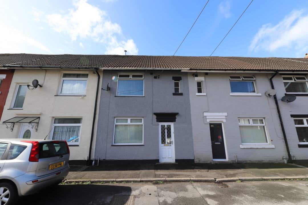 Pentre Street, , Glynneath,   SA115HA