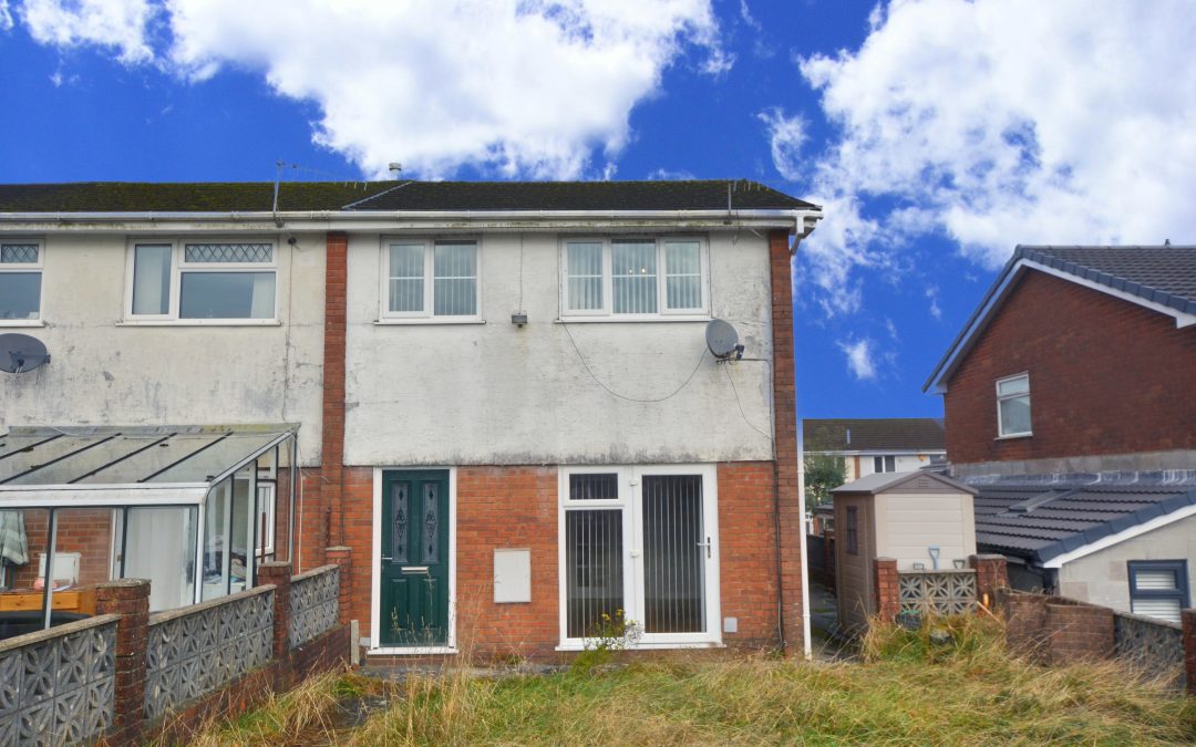 St. Donats Close, Castle Park, Merthyr Tydfil CF48 1JP